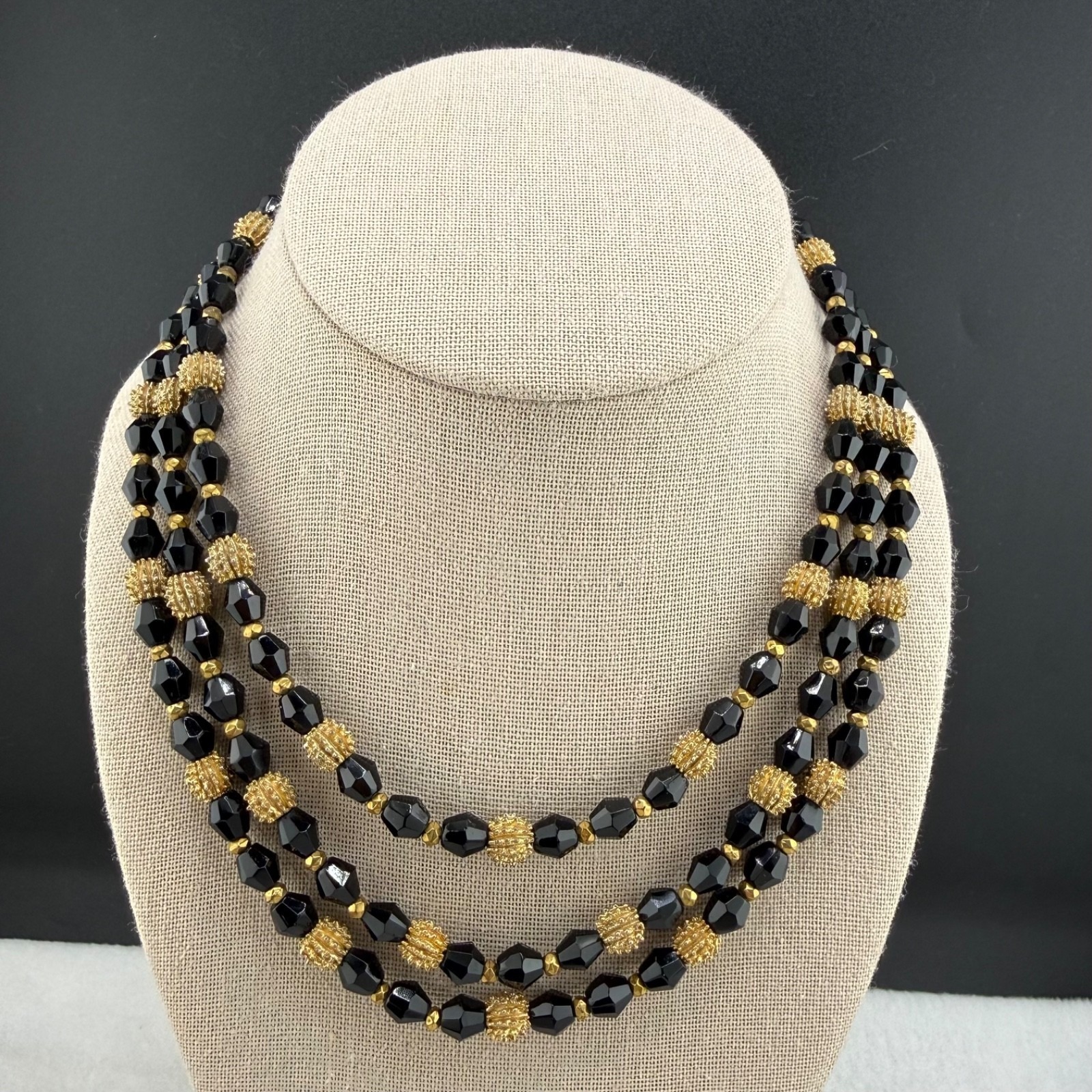 Vintage Trifari Glass Necklace Layered Beaded 16"